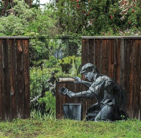 15 Stunning Fence Painting Designs to Inspire Your Own Backyard | Home ...