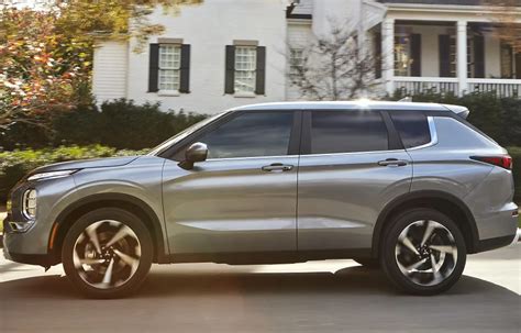 Introducing The 2024 Mitsubishi Outlander Steele Mitsubishi