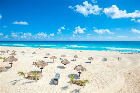 15 BEST Beaches in Cancun, Mexico - Destinationless Travel