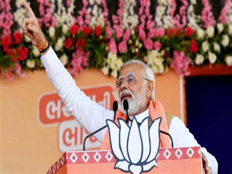 Gujarat Election Pm Modi In Surendranagar Says Bharat Jodo Is Not Pad Yatra But Yatra For Pud