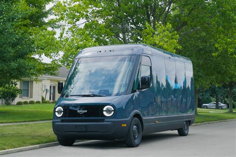 Amazon And Rivian Begin Roll Out Of Electric Delivery Vehicles Autocar