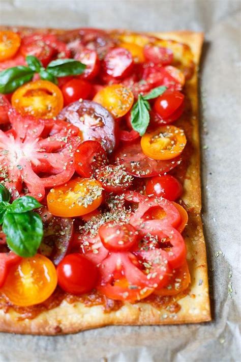 Blätterteig Tarte mit Tomaten und Mozzarella 5 Zutaten