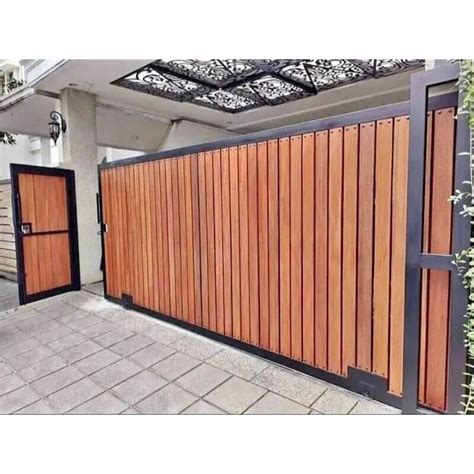 Jual Pagar Tralis Besi Minimalis Aesthetic Model Terbaru Motif Kayu Grc