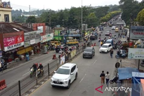 Jalur Utama Cianjur Berangsur Normal Setelah Sistem Satu Arah ANTARA News