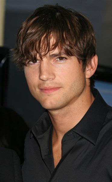 Ashton Kutcher Cant Help It Rawr With Images Ashton Kutcher