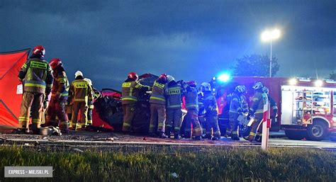 Miertelny Wypadek Na Krajowej Semce Droga Zablokowana Foto