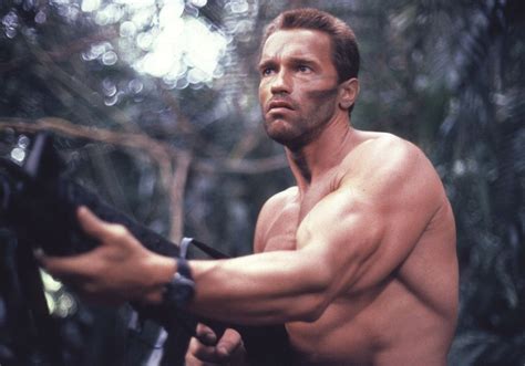 Arnold Schwarzenegger, Predator (movie), Muscles HD Wallpapers