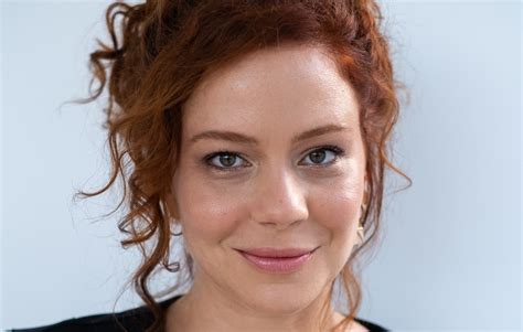Leandra Leal Estreia Como Diretora Em Série Sobre Morte Você Não