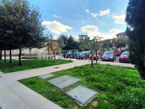 Locale commerciale piazza San Bernardino 13 Salò Rif 108069193