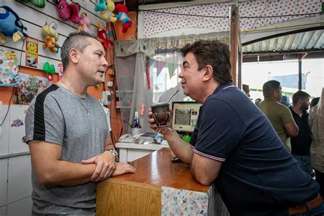 El intendente de La Matanza Fernando Espinoza visitó a los vecinos del