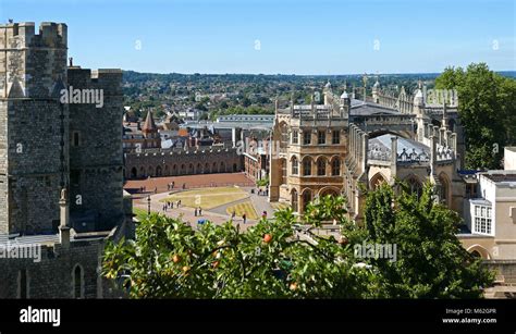 St Georges Chapel Windsor Castle, framed by Henry III Tower and Albert ...