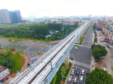 新白广城际新塘站至平岗站区段无砟轨道施工圆满完成财经头条