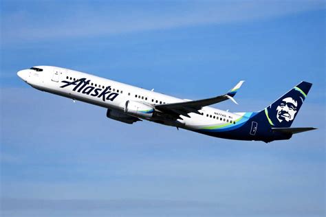 Etats Unis Un Hublot Senvole Alaska Airlines Cloue Au Sol Ses