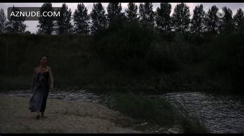 Isabel Hindersin Nude Aznude