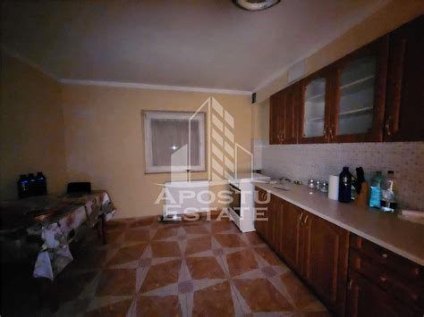 Apartament Cu Camere Si Garaj Sub Bloc Zona Lipovei Id