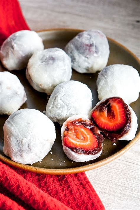 Easy Ichigo Daifuku Strawberry Red Bean Mochi Balls Recipe Mochi Popular Desserts Red Beans