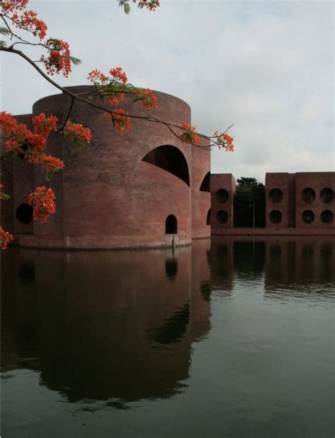 Cavetocanvas Louis Kahn National Assembly In Dacca Dacca