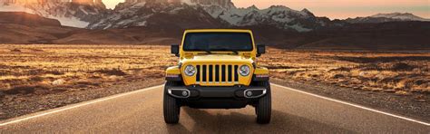 2021 Jeep® Wrangler Midsize Suv With 4x4 Capability