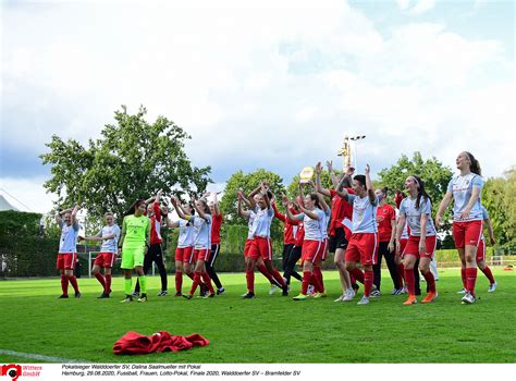 Frauen Gewinnen Den Lotto Pokal Frauen Fu Ball Waldd Rfer Sv