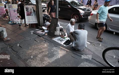 Chinatown Charoen Krung Road Poor Peoples Sidewalk Flea Market Bangkok