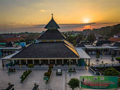 Desain Unik Atap Masjid Keindahan Arsitektur Yang Menginspirasi