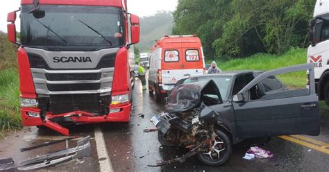 Acidente Na Br Deixa Uma Mulher Morta E Dois Feridos