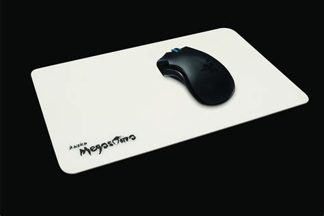 Razer Unveils Naga Mmo Gaming Mouse And The Razer Megasoma Mouse Mat