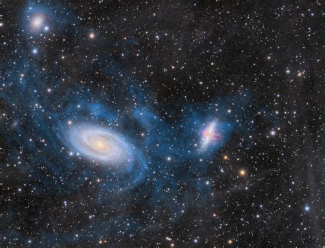 The Interacting Triplet M81 M82 And NGC 3077 An Ultra Deep 219 Hour