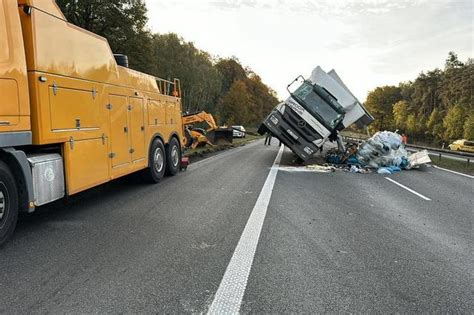 Gro Ny Wypadek Na A W Opolu Autostrada Na Wroc Aw Zablokowana Opole