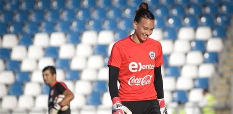 Tremenda Christiane Endler es la mejor arquera del fútbol francés