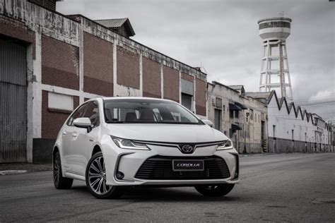 Toyota Corolla 2021 conheça as versões do sedã médio mais vendido