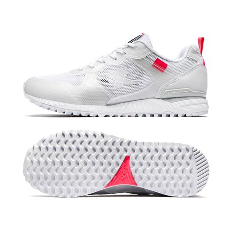 Sneakers – Xtep