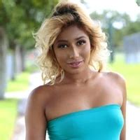 Hot Princess 21 2020 04 23 Kissing Kissing Porn Feat Nikki Woods XHamster