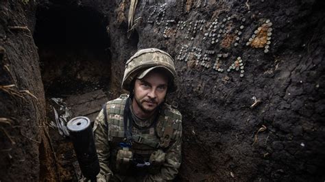Українськими мінометами криють росіян: 28 ОМБр показала підготовку до бою