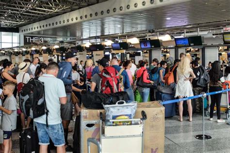 Stop Ai Voli Dalle 10 Lo Sciopero Negli Aeroporti Dura Fino Alle 18