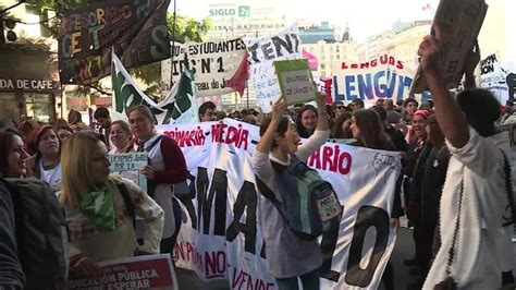 Maestros Marchan Por Reivindicaciones Salariales En Argentina CNN Video