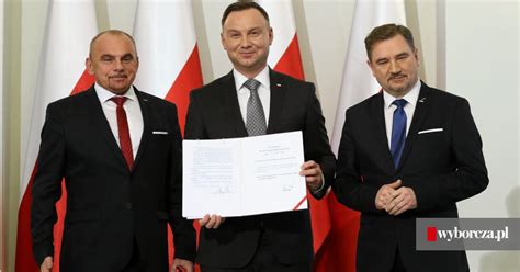 Zakaz Handlu Petru I Polska Chc Dw Ch Handlowych Niedziel W