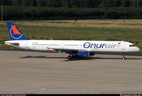 TC OBK Onur Air Airbus A321 231 Photo By Daniel Schwinn ID 1456055