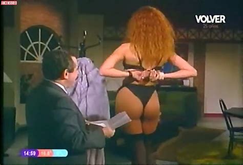 Bettina Vardé nude pics page