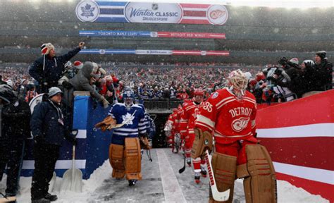 Winter Classic Maple Leafs Win A Classic Over The Red Wings At The Big House