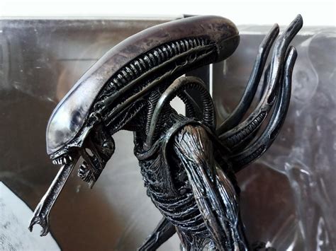 NECA Alien Covenant XENOMORPH With CHESTBURSTER First Release 2017