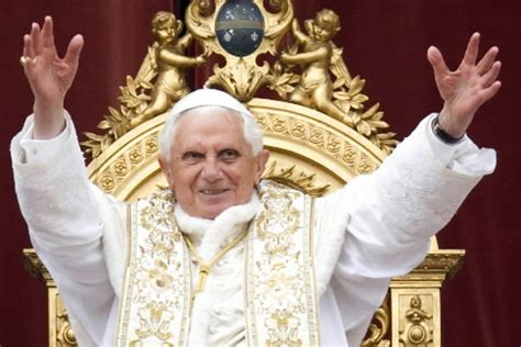 Messe de Pâques le pape Benoît XVI appelle à la paix La Presse