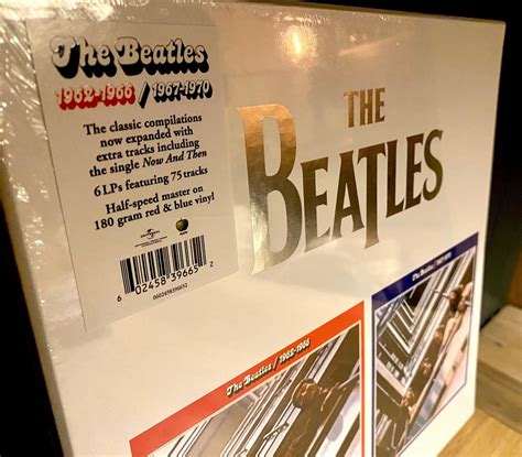 Beatles 1962 1970 Limited Edition 6 Lp Set In Red And Blue Vinyl