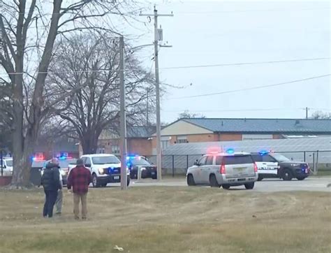 Mass shooting at high school in Iowa with police reporting 'multiple ...