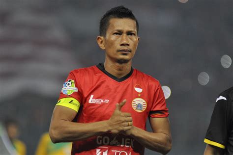 Ismed Sofyan Legenda Persija Pensiun Sebagai Pemain Sepakbola Dnews