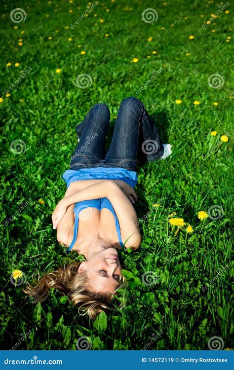 Girl In Grass Stock Image Image Of Grass Legs Dandelion 14572119