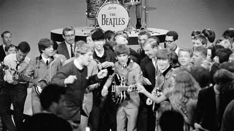 Tiempo de Beatles: Seguimos con el paseo por los discos simples que ...