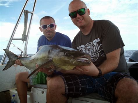 Jarak Island Jigging Popping Go Fishing Malaysia