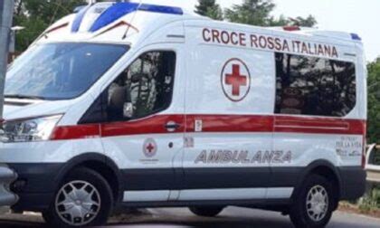 Ladri Rubano Nellambulanza Durante Un Soccorso Prima Milano Ovest