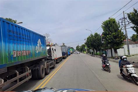 Macet Parah Jalan Pantura Pati Rembang Penyebab Hingga Keluhan Warga